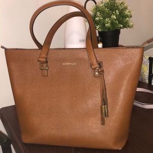 Calvin Klein Tote Bag